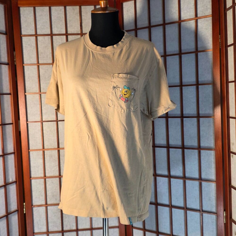 🌎 Free Planet Graphic Pocket T-Shirt Size Small Tan Back Graphic Tee 🌎